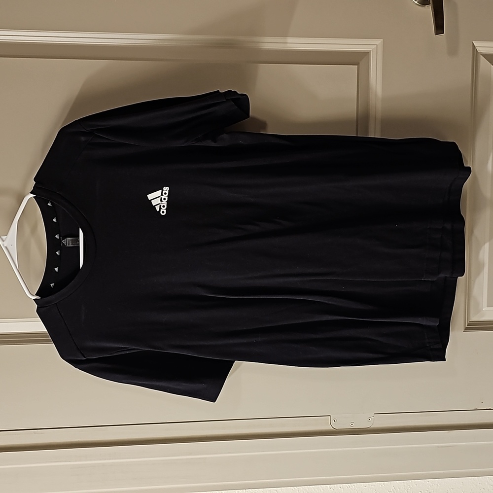 Large Black Adidas T-shirt